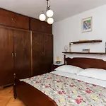 Ikana - Duplex Two Bedroom דירה